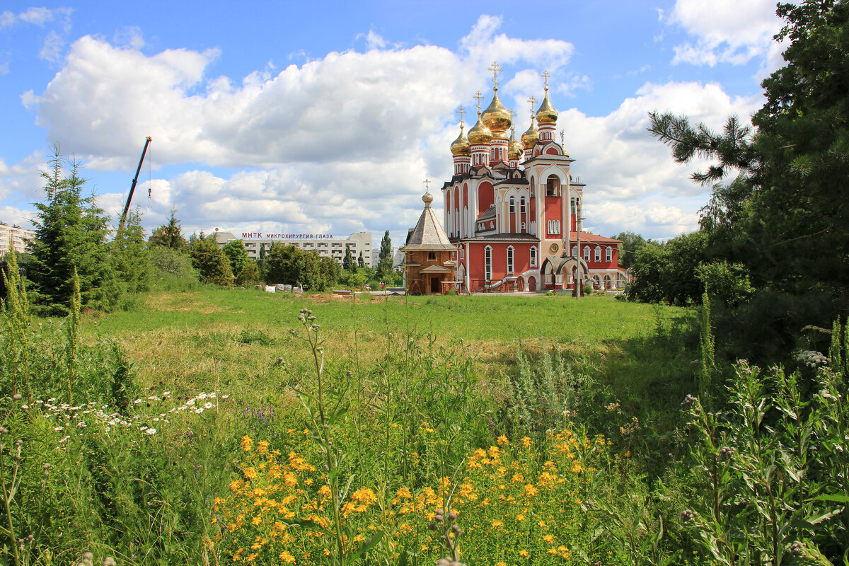 Пейзаж с церквью - Ната Волга