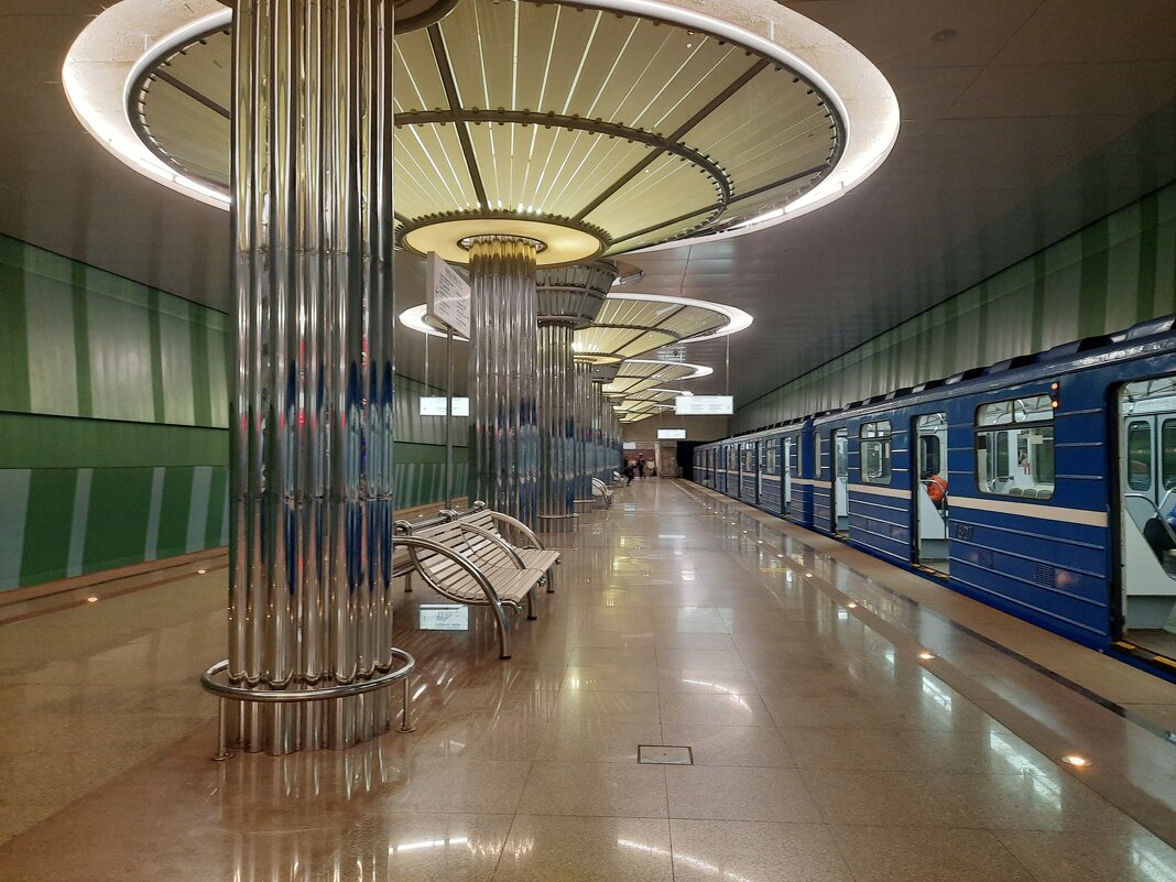 Станция Нижегородского метро Стрелка - Вячеслав Маслов