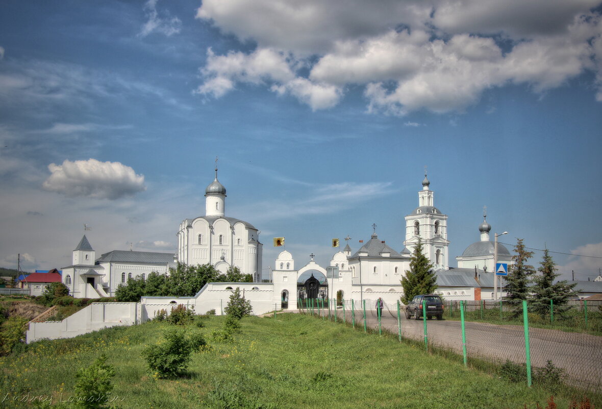 Храмовый комплекс Ксении Петербуржской в Арском - Andrey Lomakin