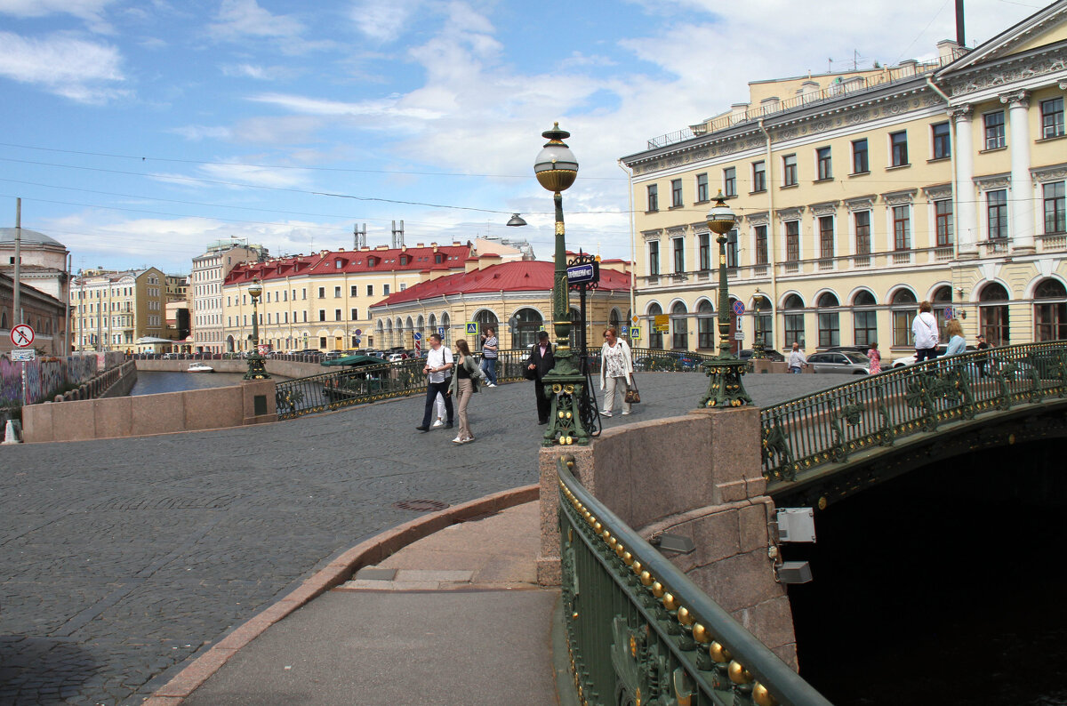 В Санкт-Петербурге. - Евгений Шафер