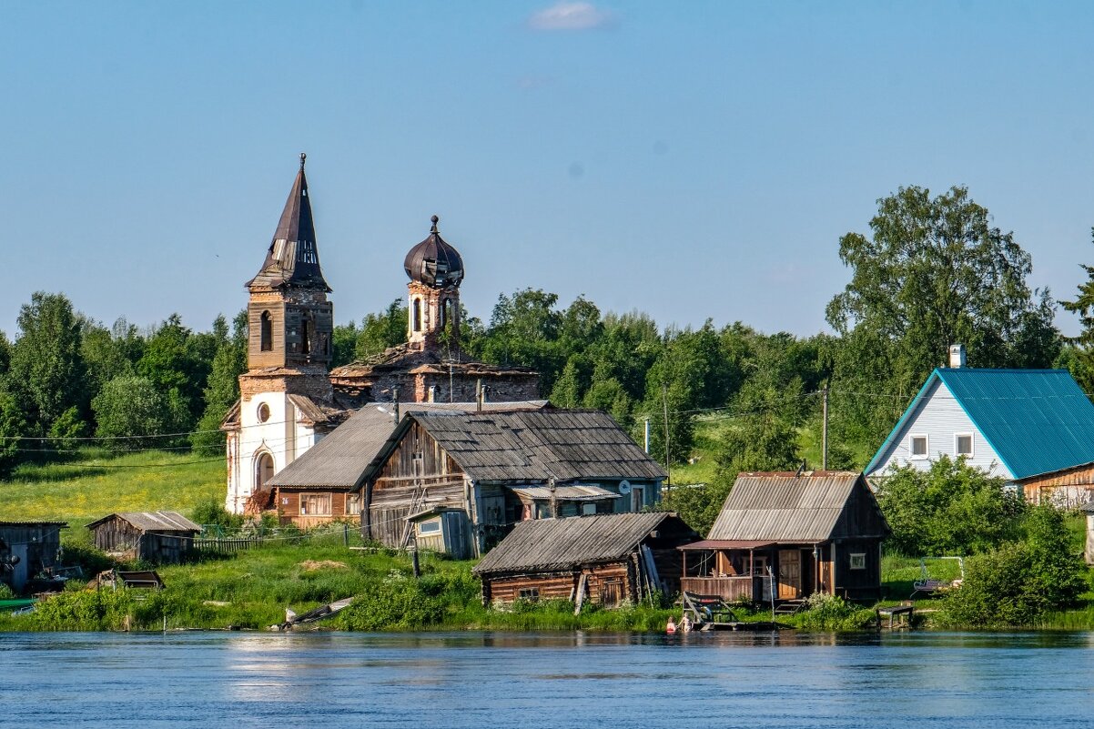 Церковь в деревне Белая гора - Георгий А