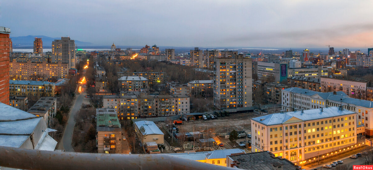 Апрельский вечер на крышах Хабаровска - Игорь Сарапулов