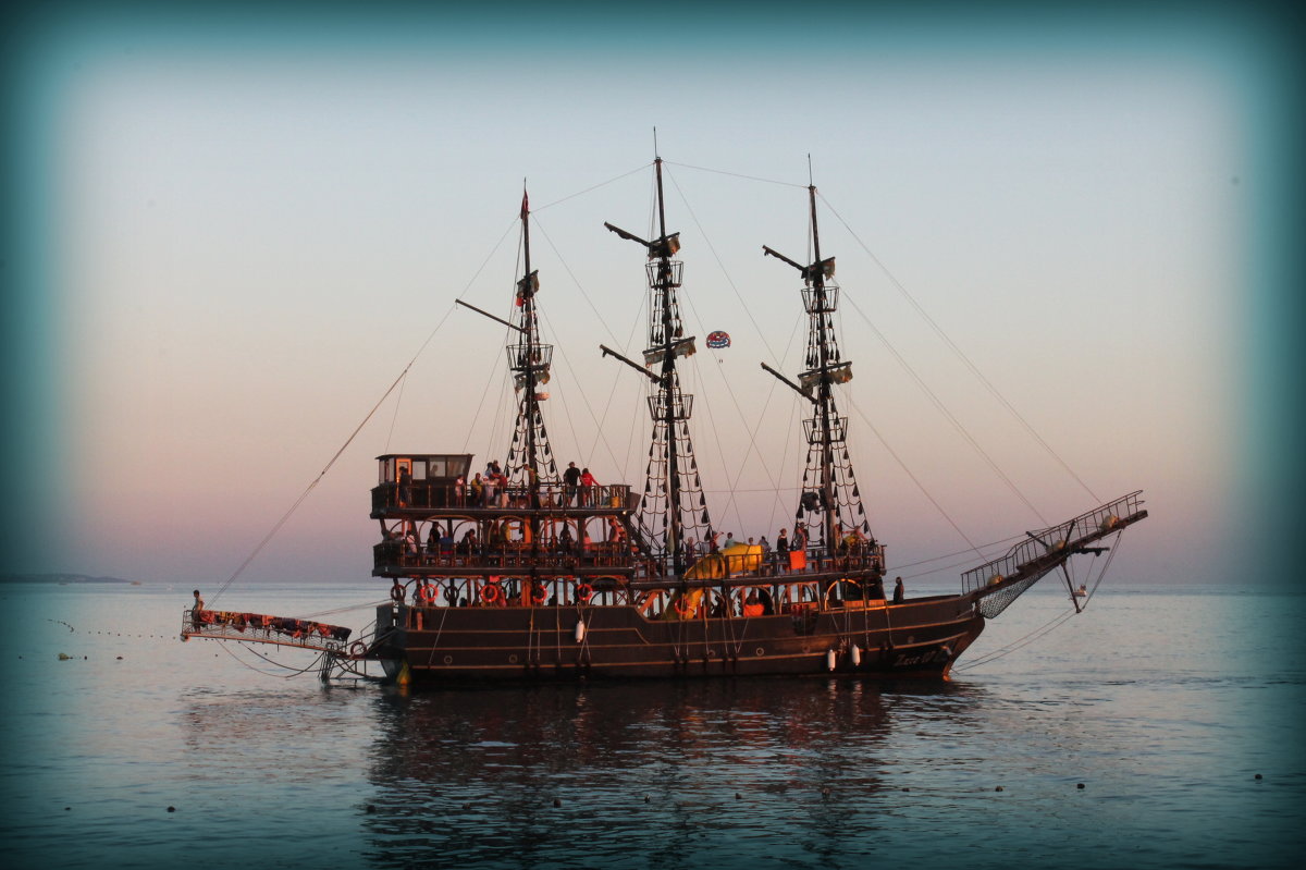 Пиратский корабль - Юлия 