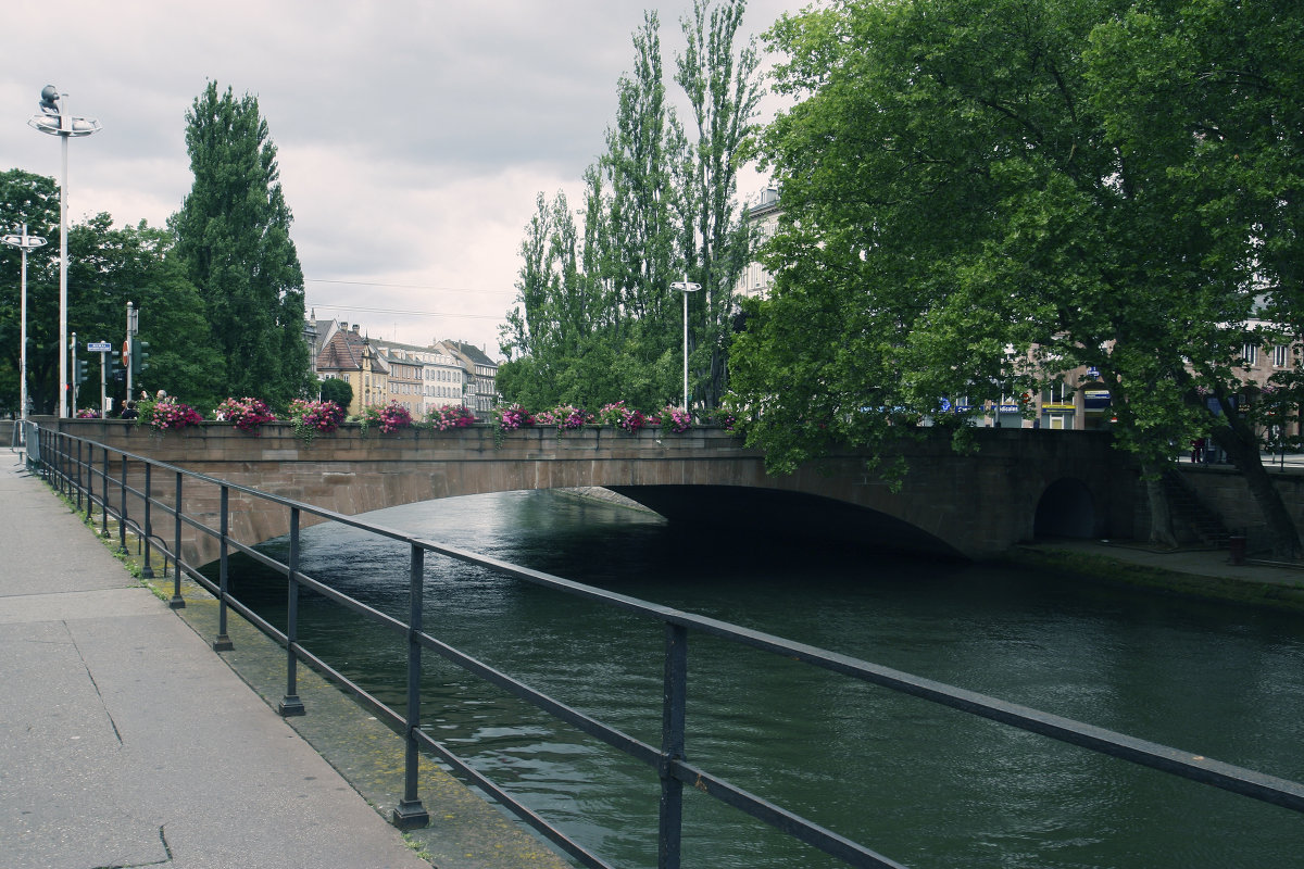 Франция,Страсбург,мост над рекой Иль - Vitaliy Korbut