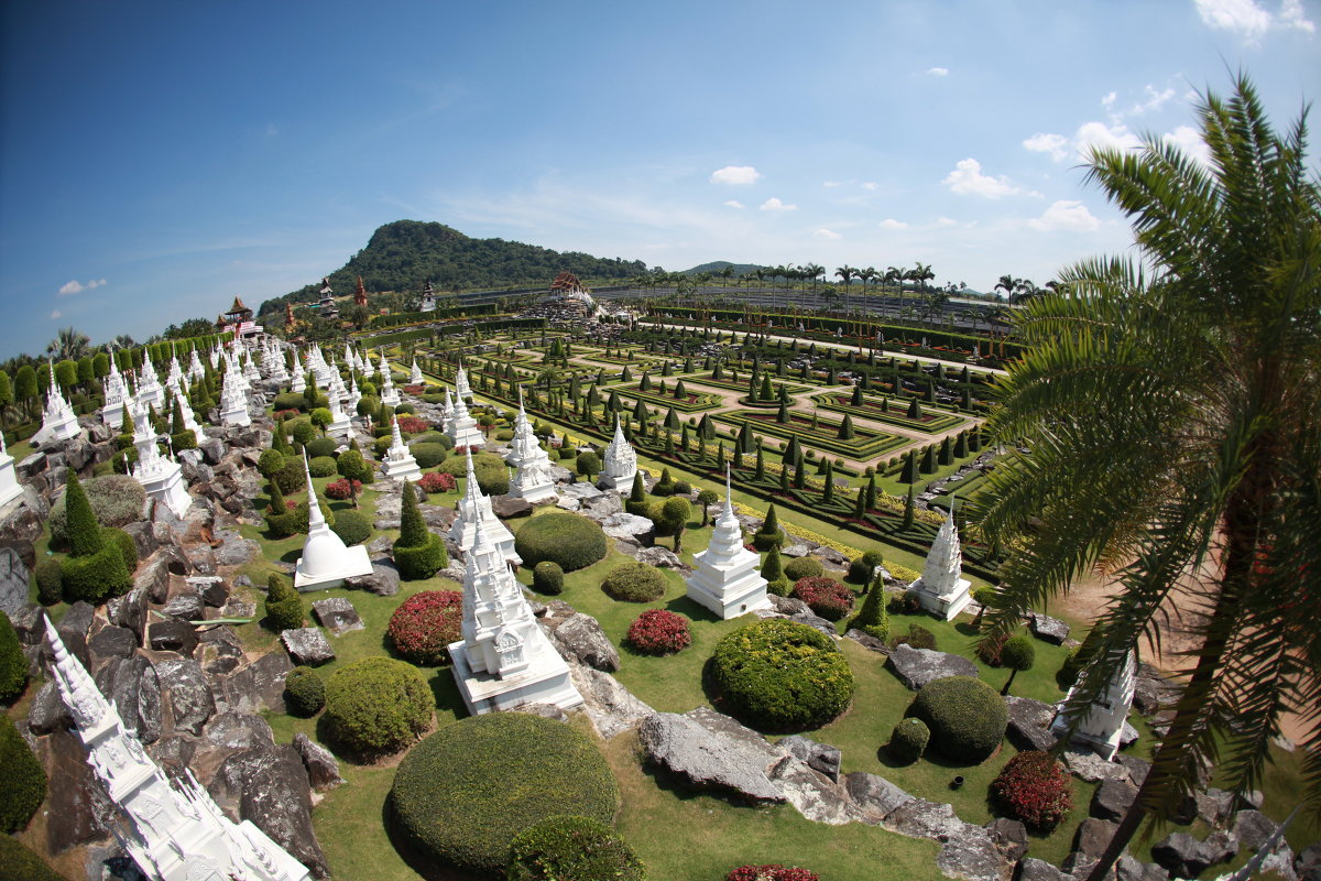 The Nong Nooch Tropikal Garden &amp; Resort - Юрий Ли