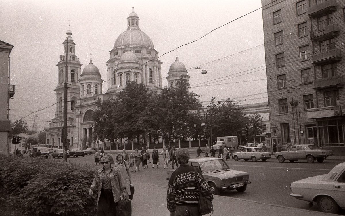 Елоховский собор. Москва осень 1986 года. - Алексей Пышненко