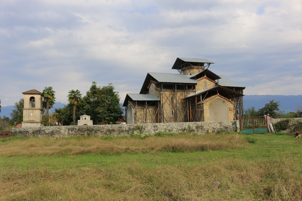 Церковь в селе Лыхны - Ольга 