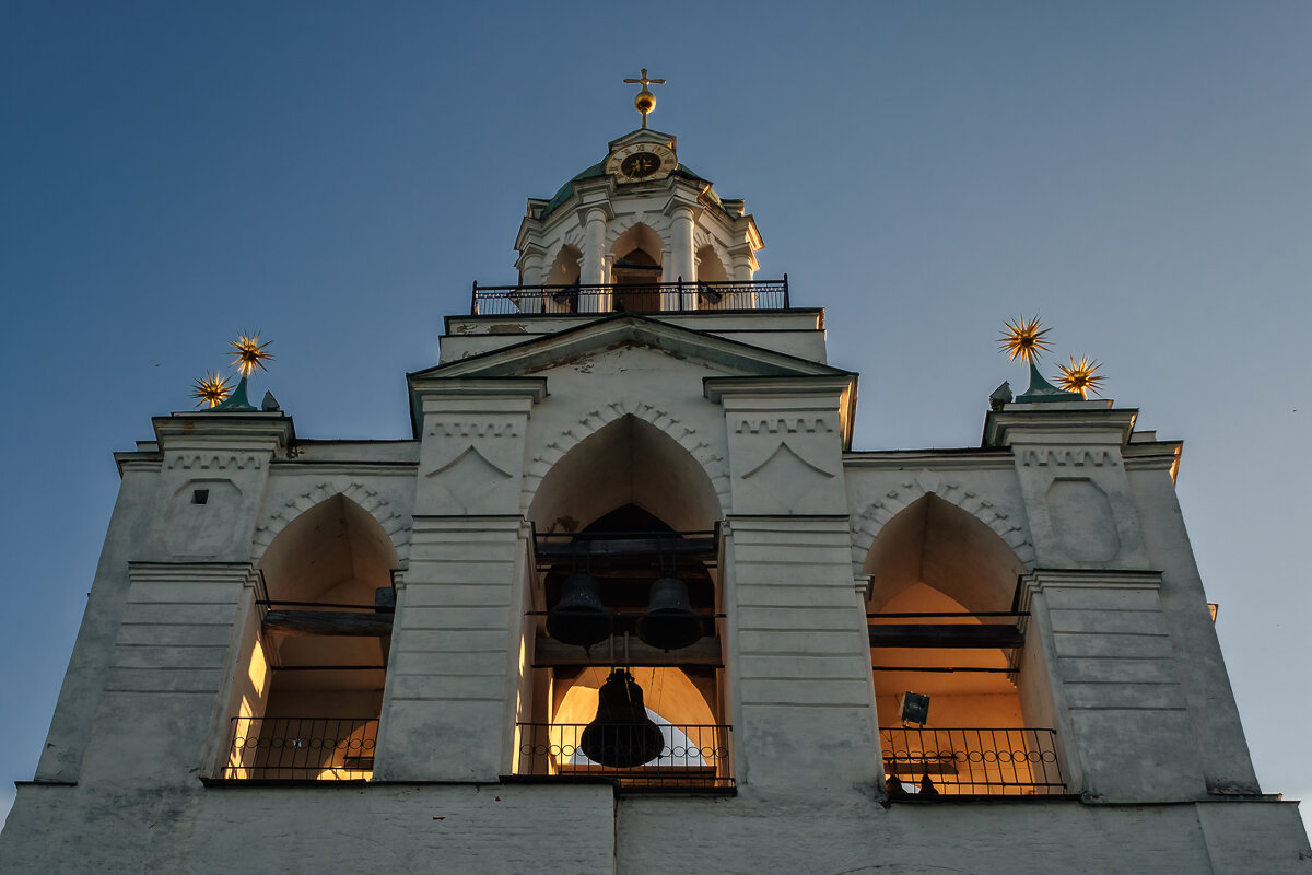 Ярославль. Колокольня Веденской церкви - Сергей Шатохин 