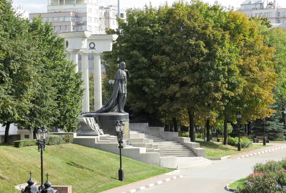 Памятник Александру II - Елен@Ёлочка К.Е.Т.