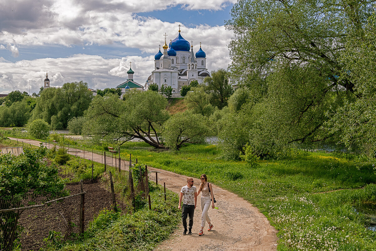 Вид на Свято-Боголюбский женский монастырь - Борис Гольдберг