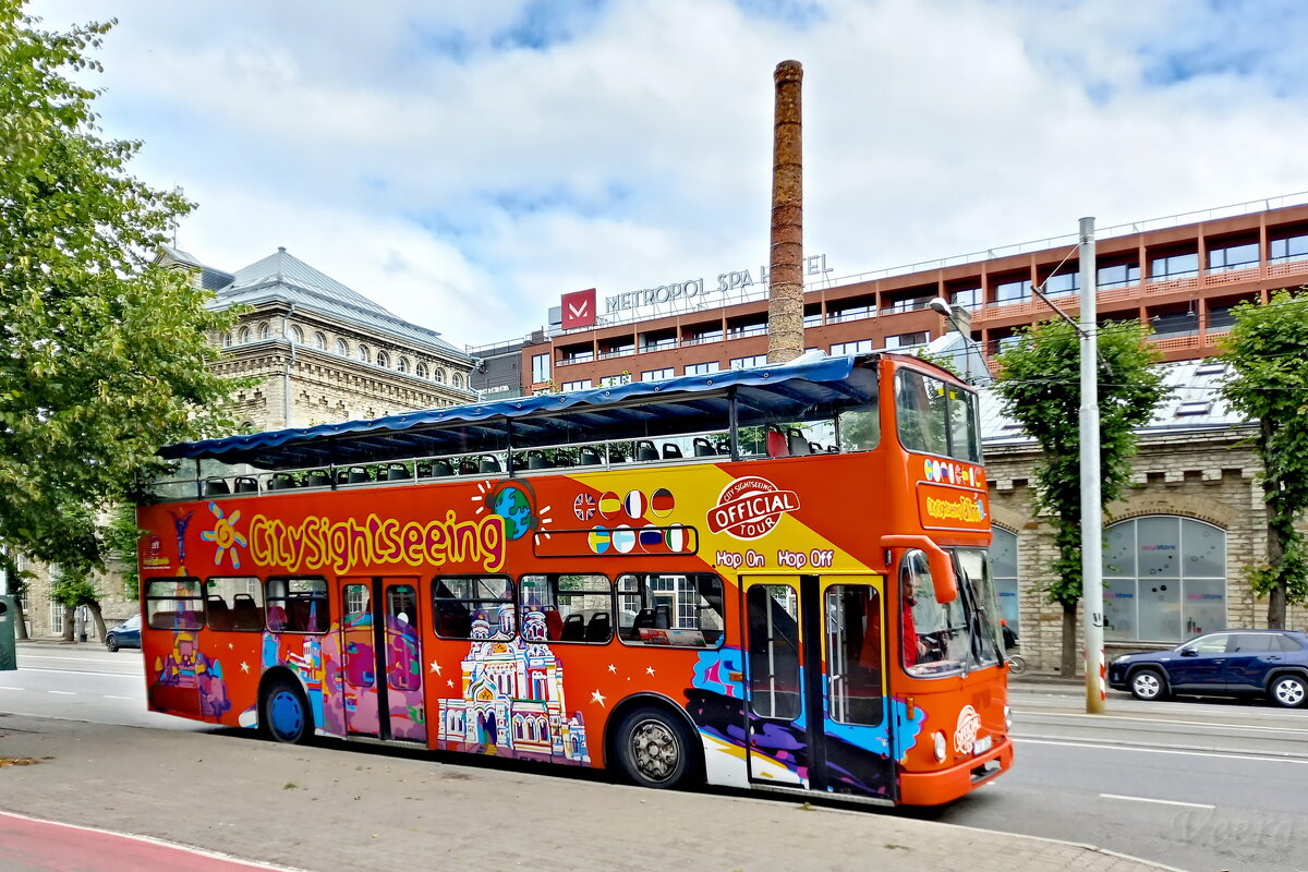 Экскурсионный автобус - veera v