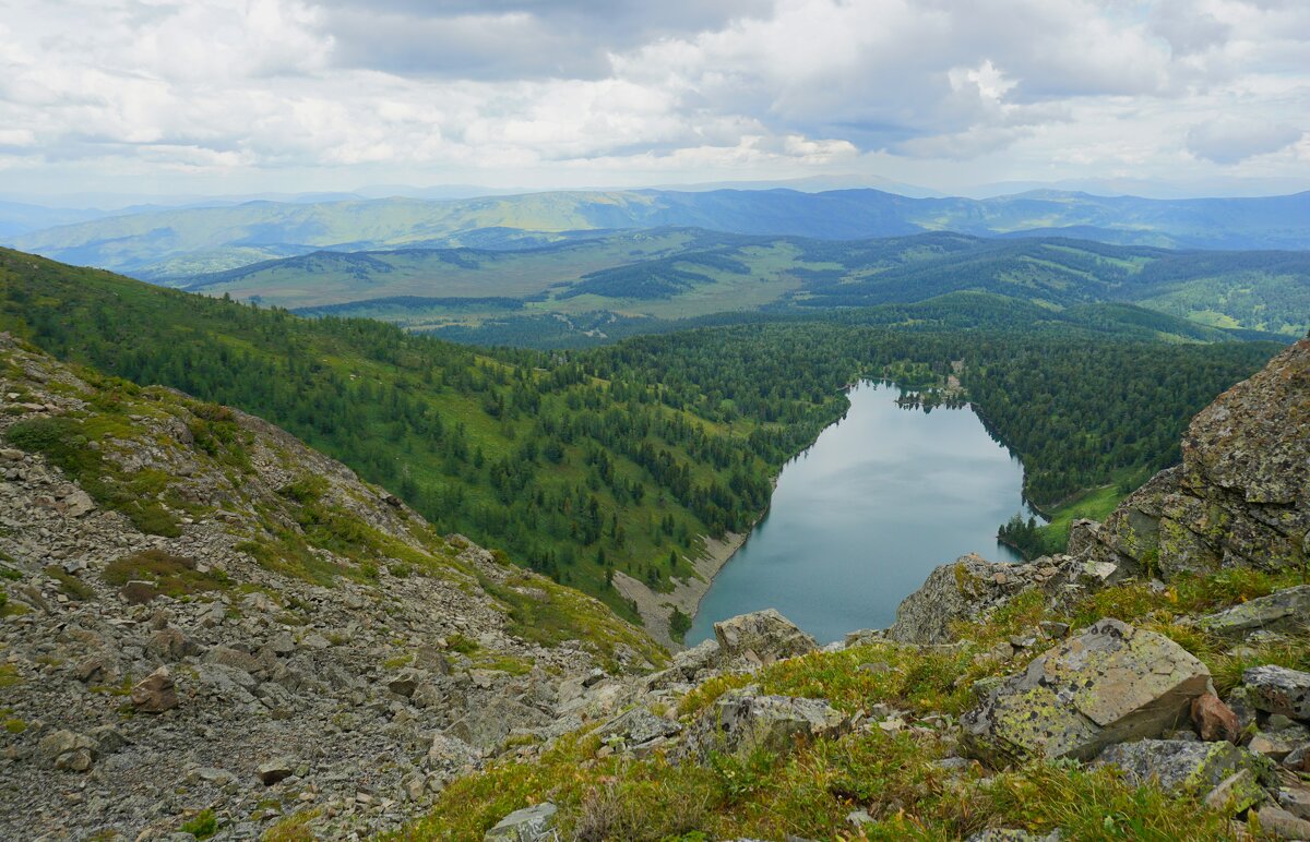 Вид сверху на первое озеро - Ольга Чистякова