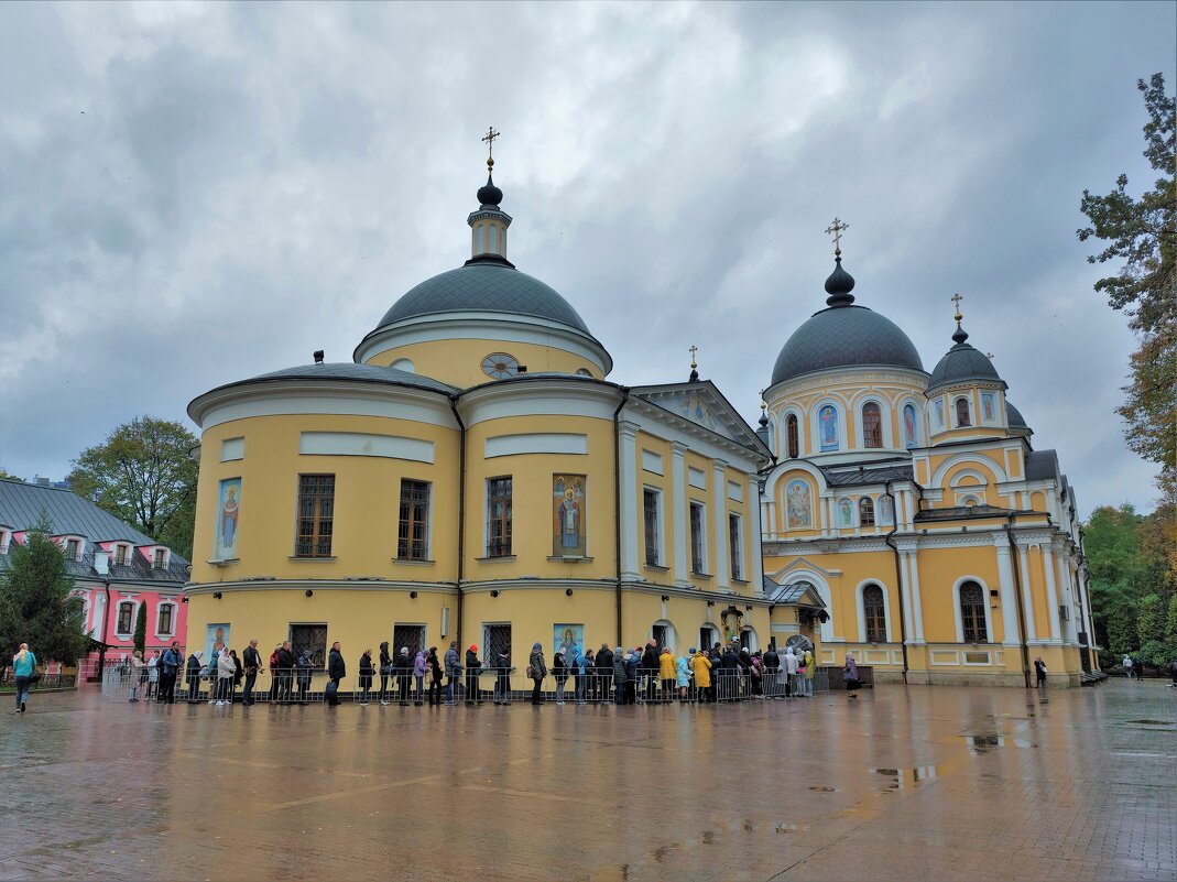 Киевский Покровский женский монастырь больница