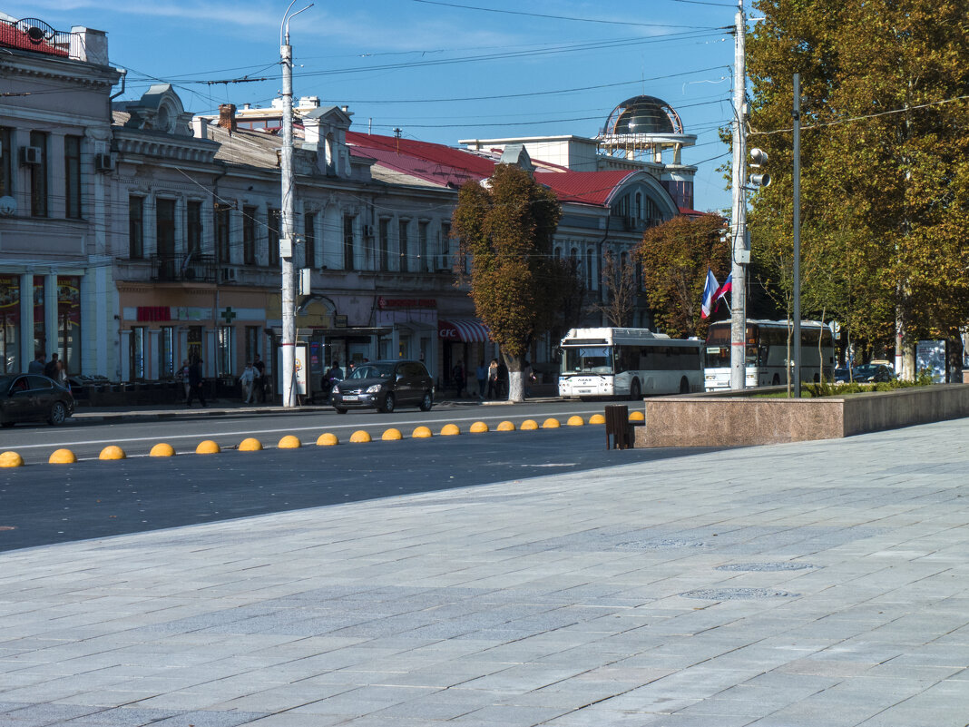 На  проспекте  Кирова - Валентин Семчишин