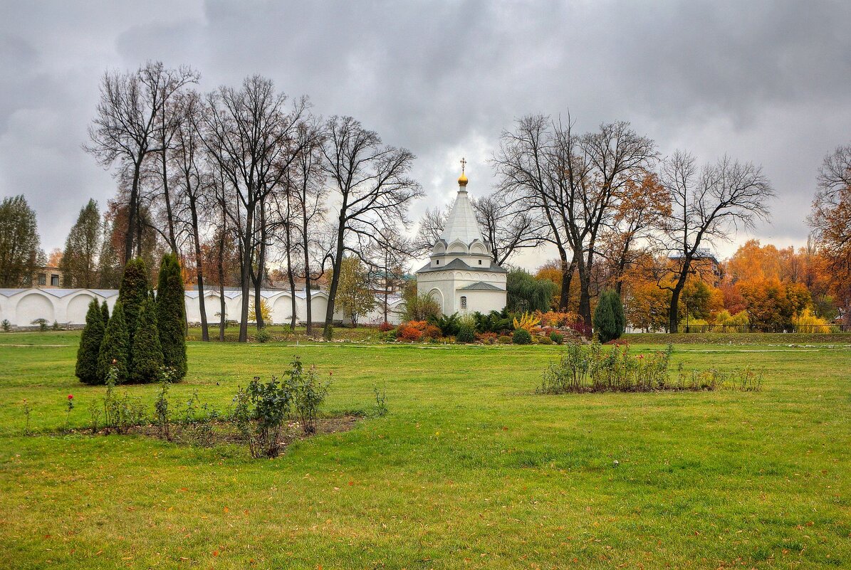 Осень в Николо-Угрешском монастыре - Константин 