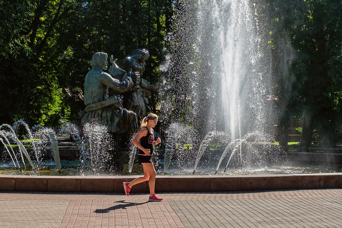 Великий Новгород. Кремлевский парк, скульптура Садко - Сергей Шатохин 