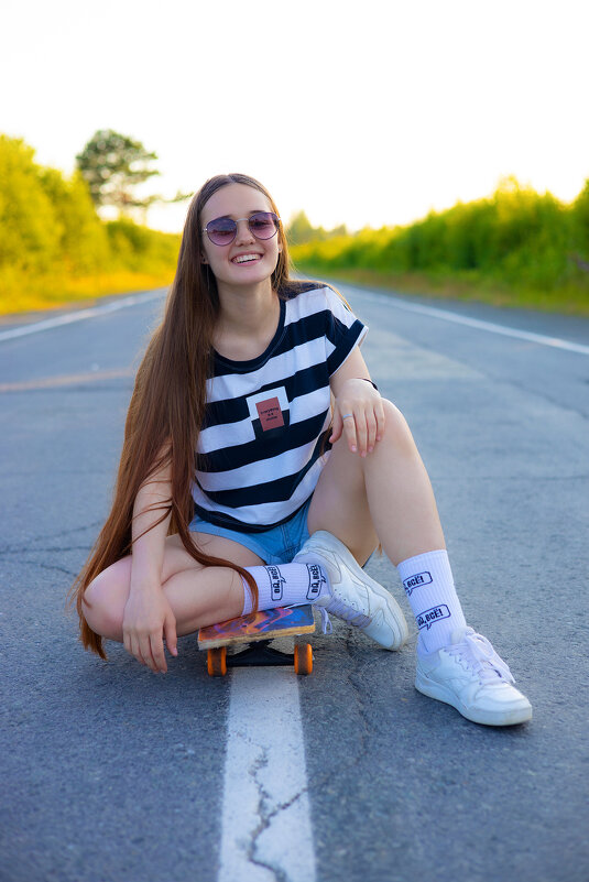 девушка и скейт - Марина Шакирова