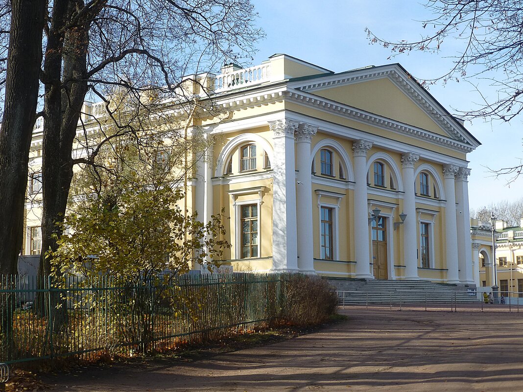 Александровский дворец в Царском Селе - Лидия Бусурина