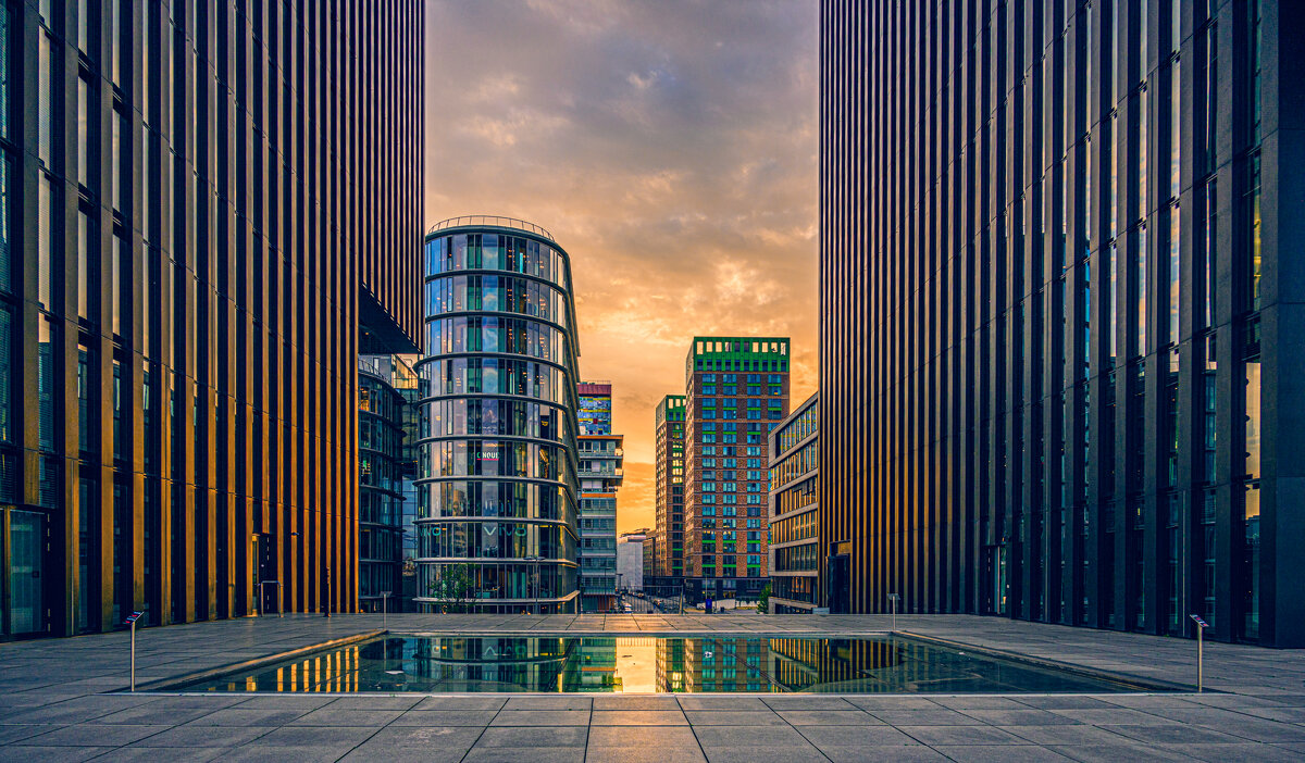 Medienhafen Düsseldorf - Konstantin Rohn