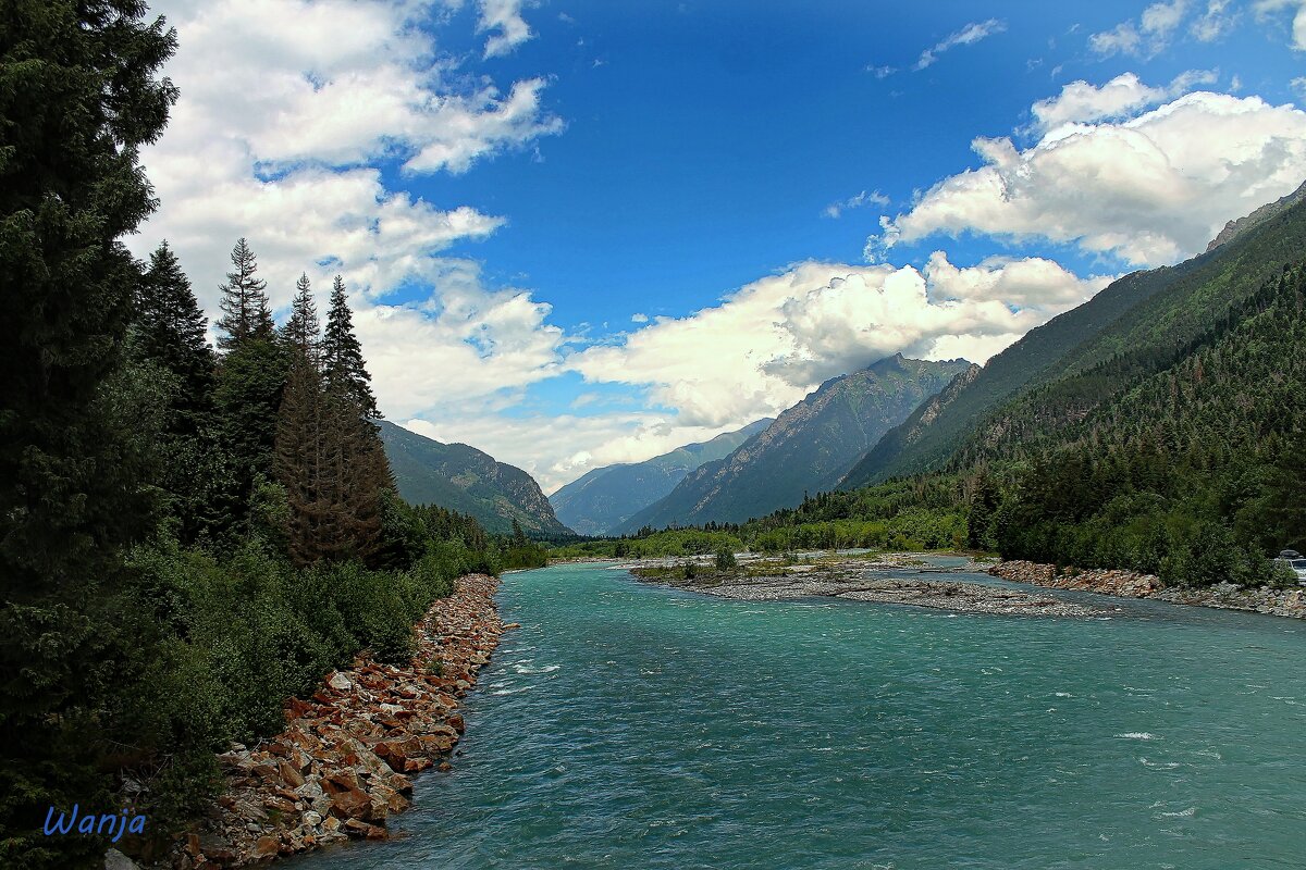 Изумрудные реки(из серии про горы Кавказа) - Ivan G