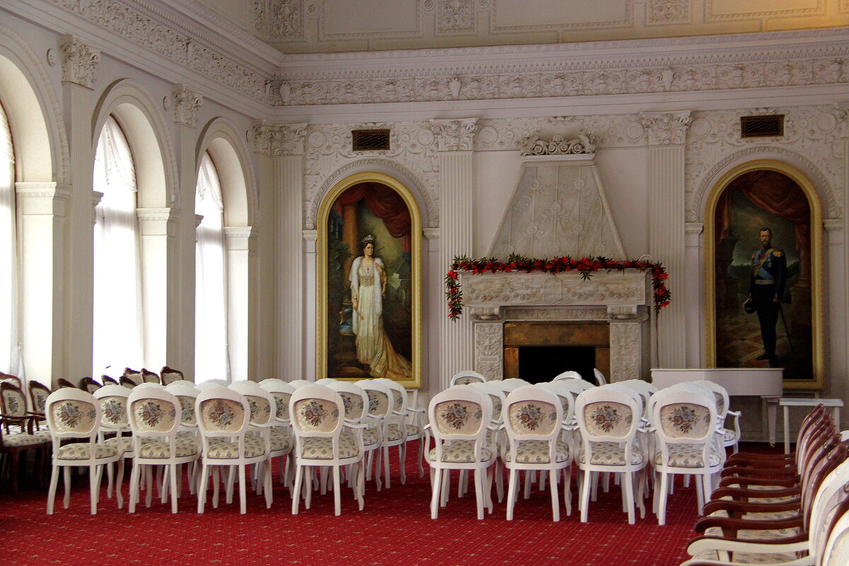 Белый зал Ливадийского дворца - Елена Даньшина
