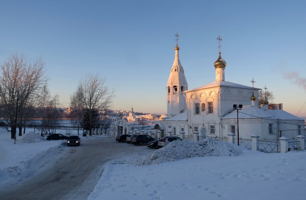 Зимний городской пейзаж - Ната Волга