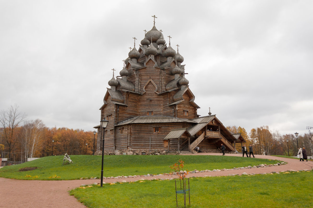 Покровская церковь - Валентин Емельянов