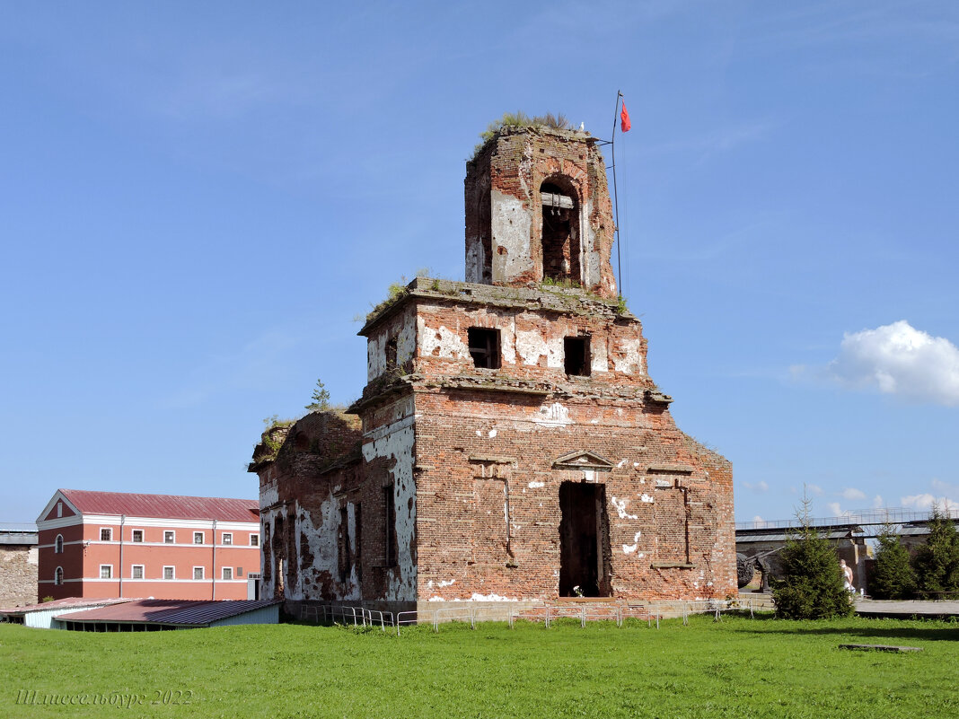 Крепость Орешек, руины Иоановского собора - # fotooxota