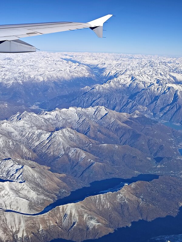 Доломитовые Альпы из иллюминатора Lufthansa - wea *