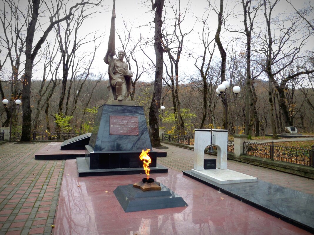Памятник павшим в Великой Отечественной войне - MarinaKiseleva 