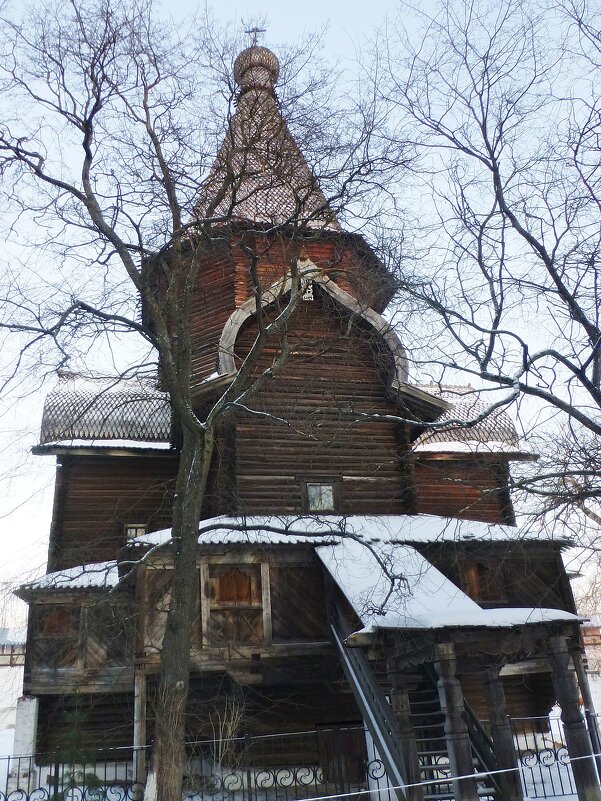 Успенская церковь Александро-Куштского монастыря - Лидия Бусурина
