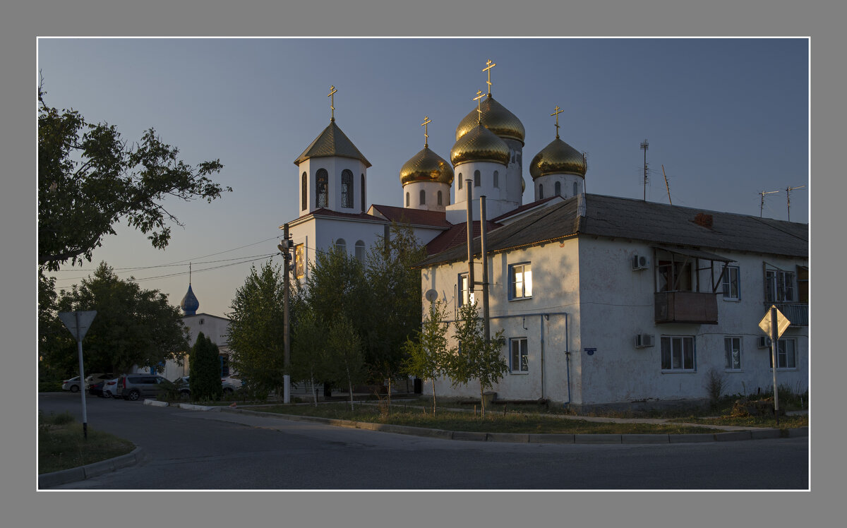 *** - Николай Андреев