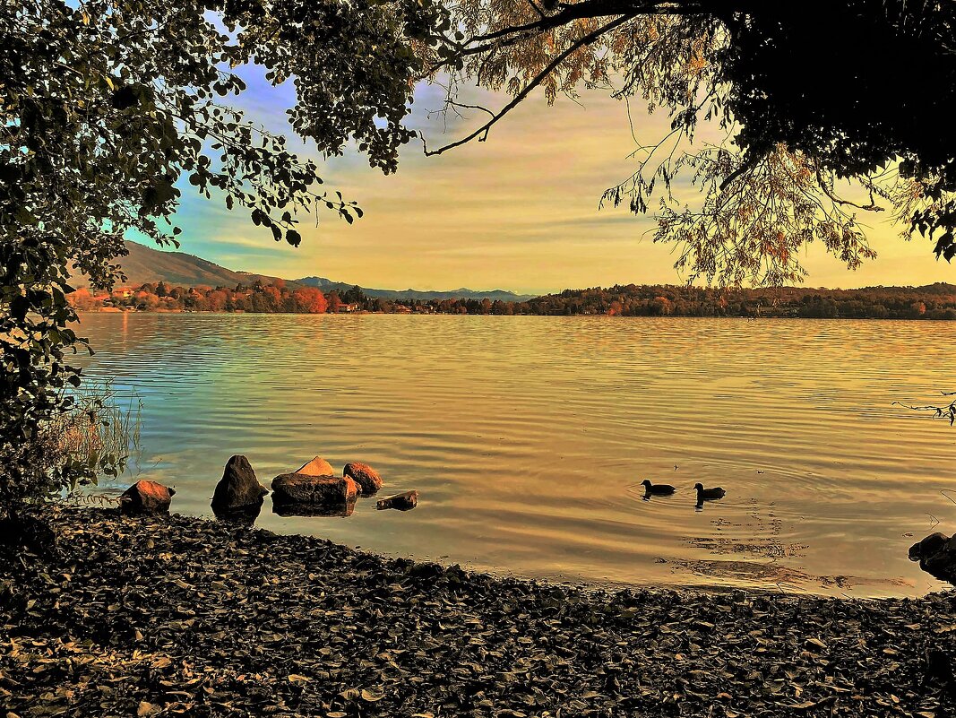Озеро Маджоре поздней осенью - Aida10 