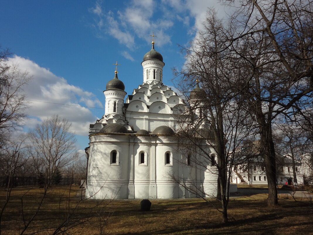 Храм в Москве - Юрий Кирьянов