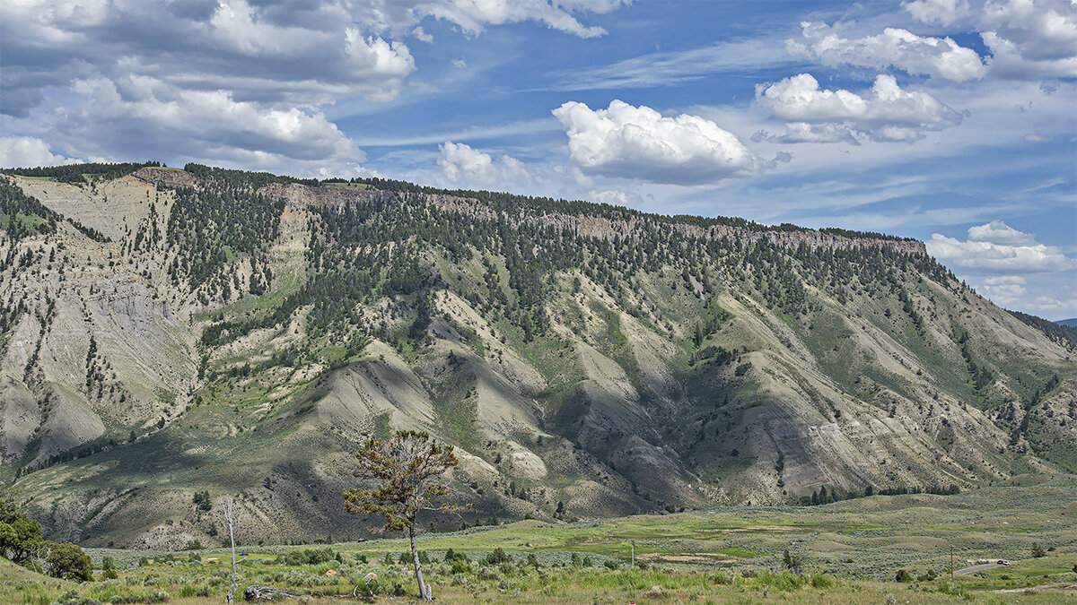 Mammoth Hot Springs - Petr @+