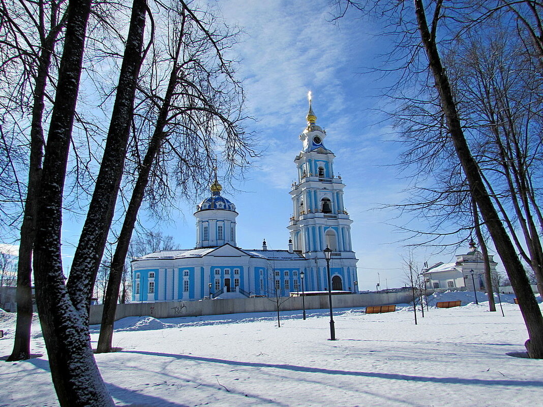 Восстанавливается Кремль в Костроме - Лидия 