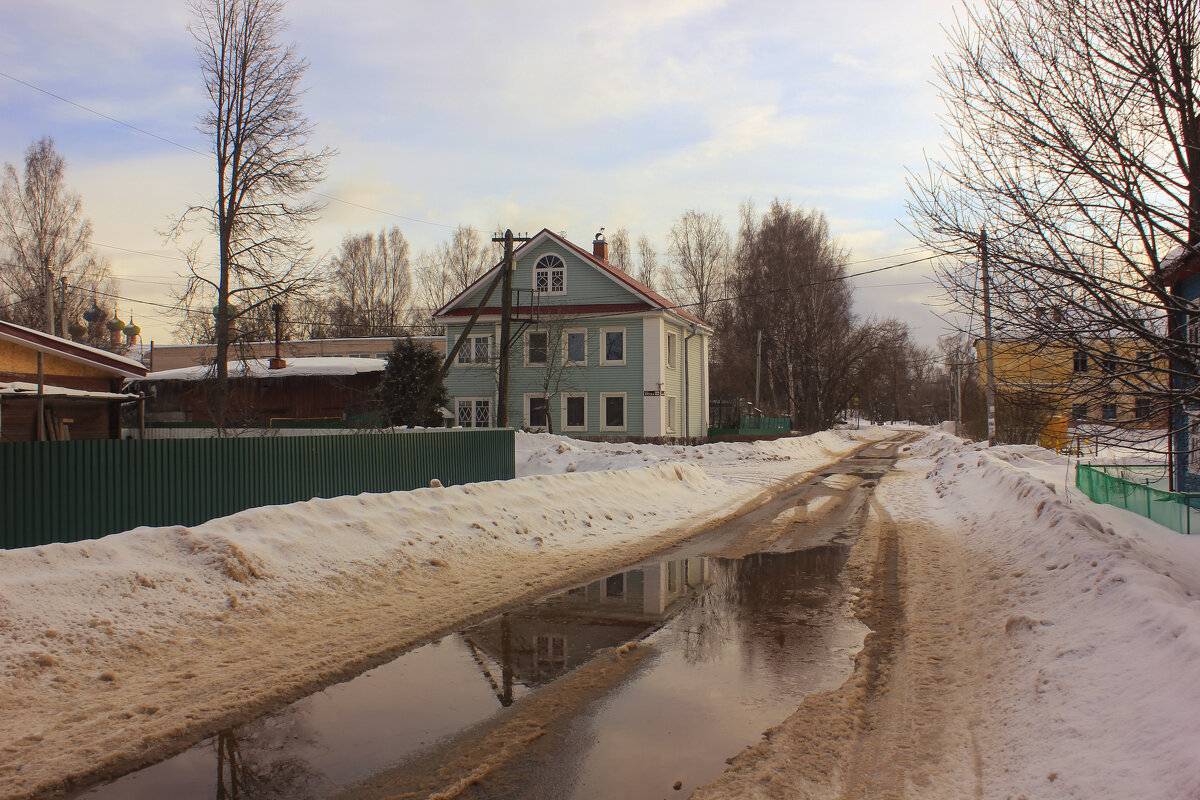 Весна в городе - Сергей Кочнев