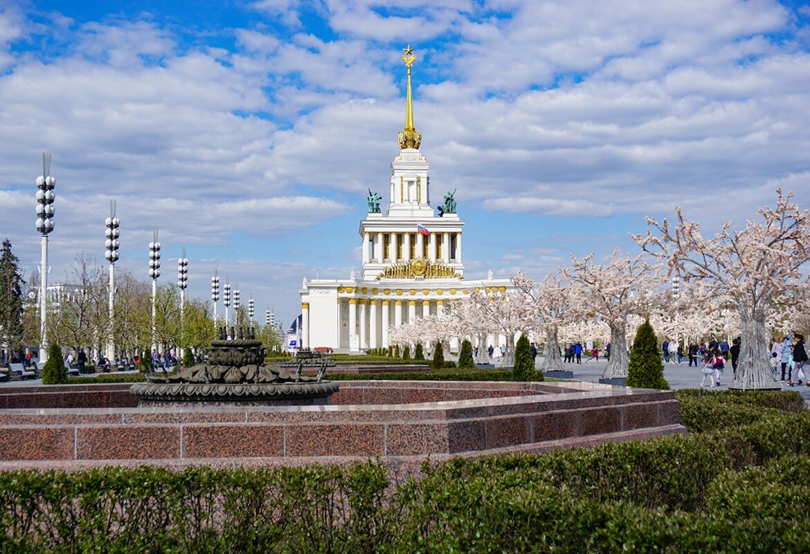 Весна на ВДНХ - Ольга 