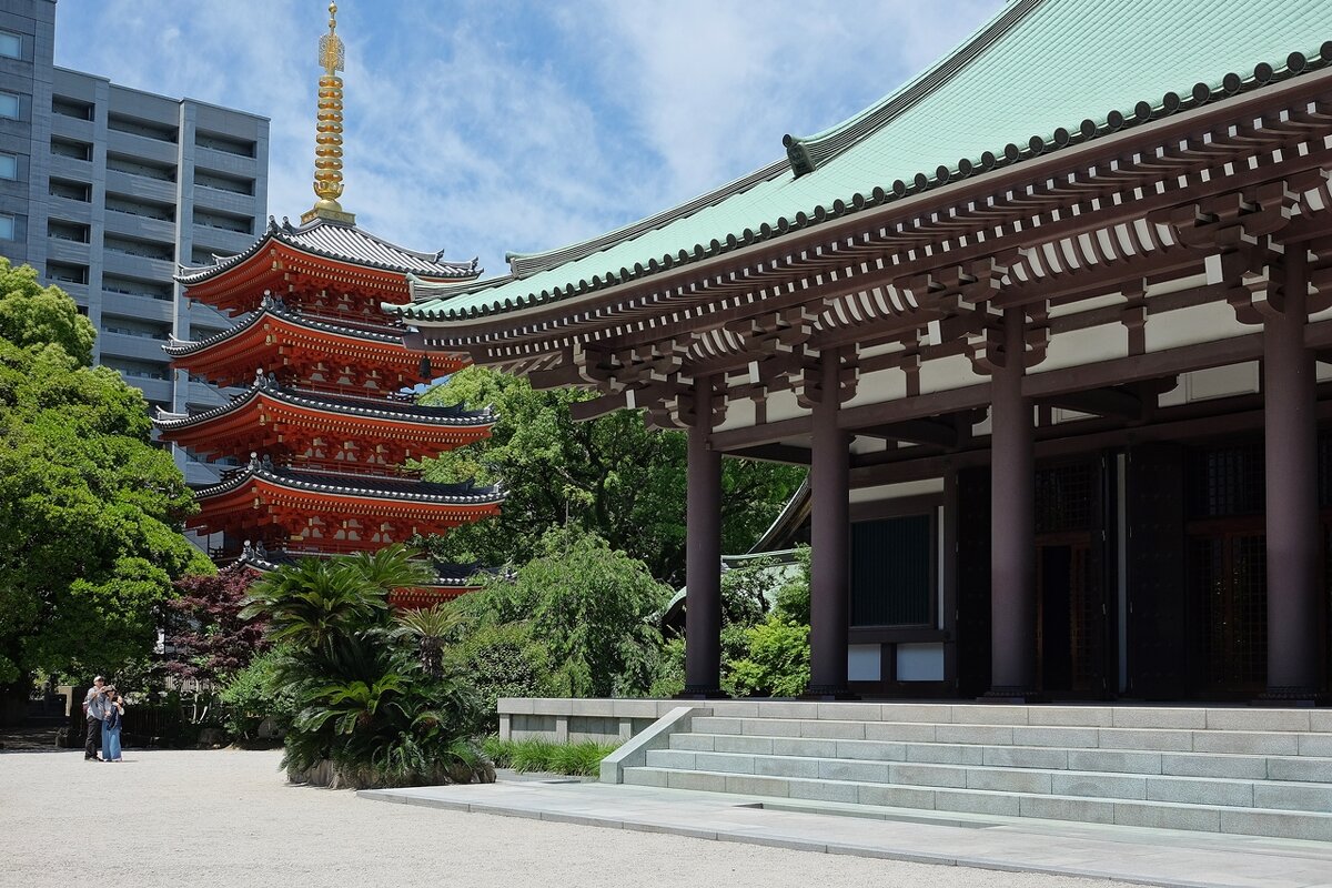 Фукуока Япония Пятиярусная пагода храма Точо-дзи - wea *