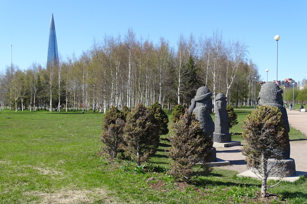 столбики - идолы «Дольхарбан» в парке 300-летия Петербурга - Anna-Sabina Anna-Sabina