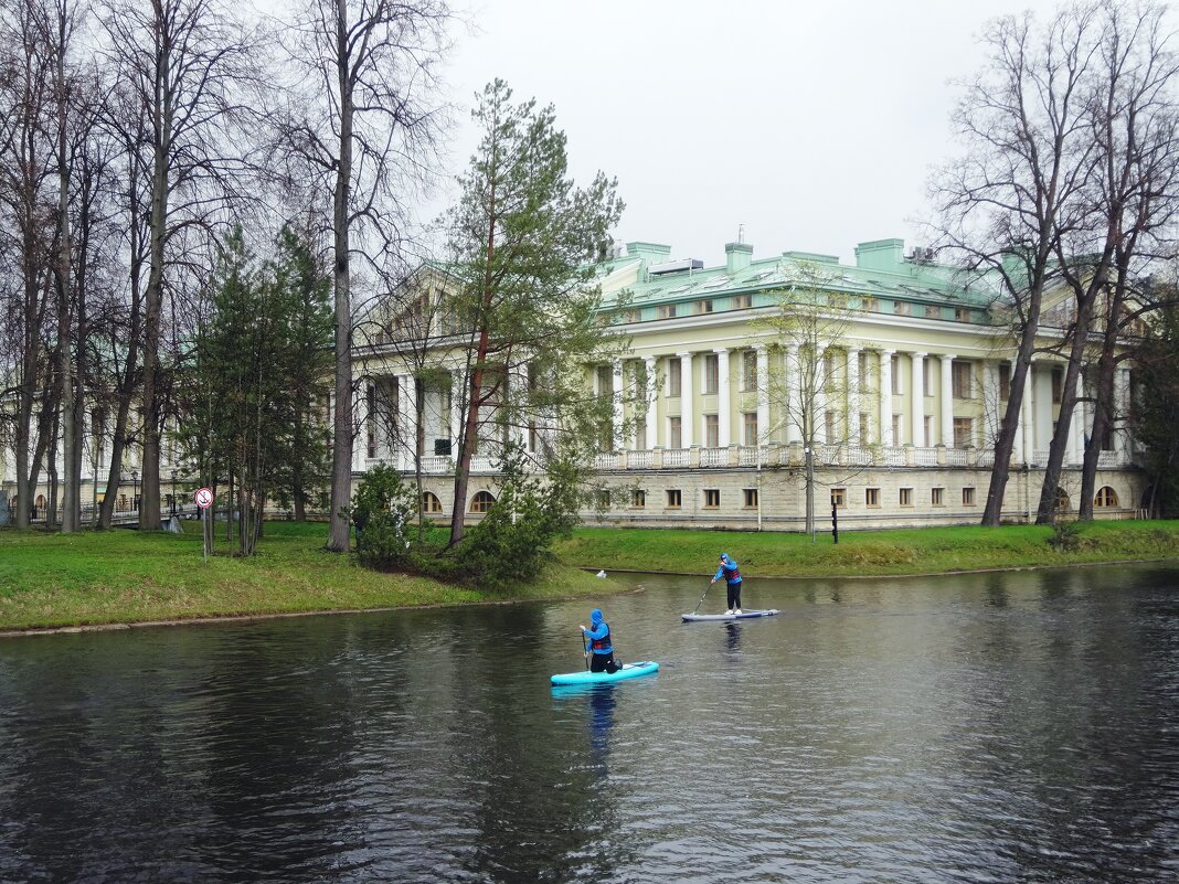 Каменный остров в Петербурге - Лидия Бусурина