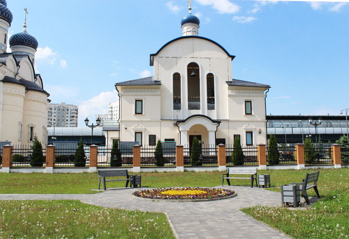 Храм в честь Федора Ушакова в Южном Бутово - Любовь ***