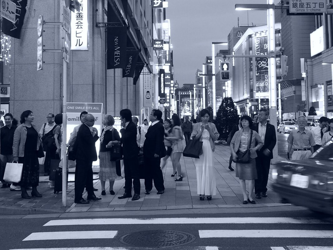 Вечерние "выходы"мужчин Токио Япония - wea *