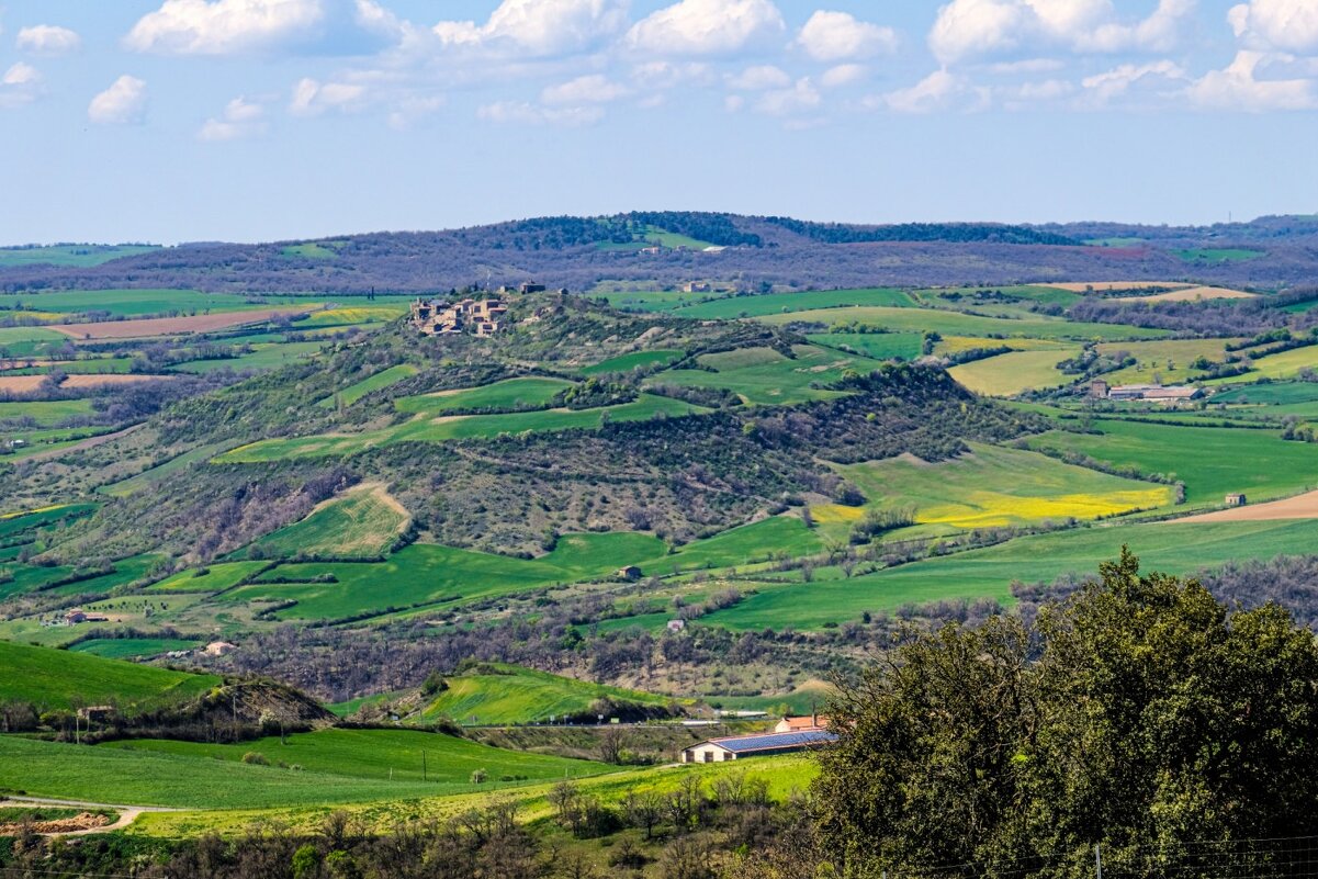 Вид за мостом Мийо (Millau) - Георгий А