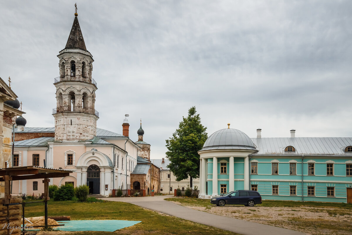 В Борисоглебском монастыре - Nyusha .