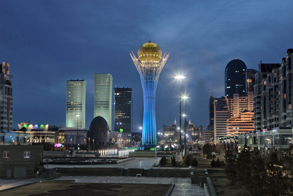 Астана - Байтерек &quot;город фентези&quot; - Эдуард Басов