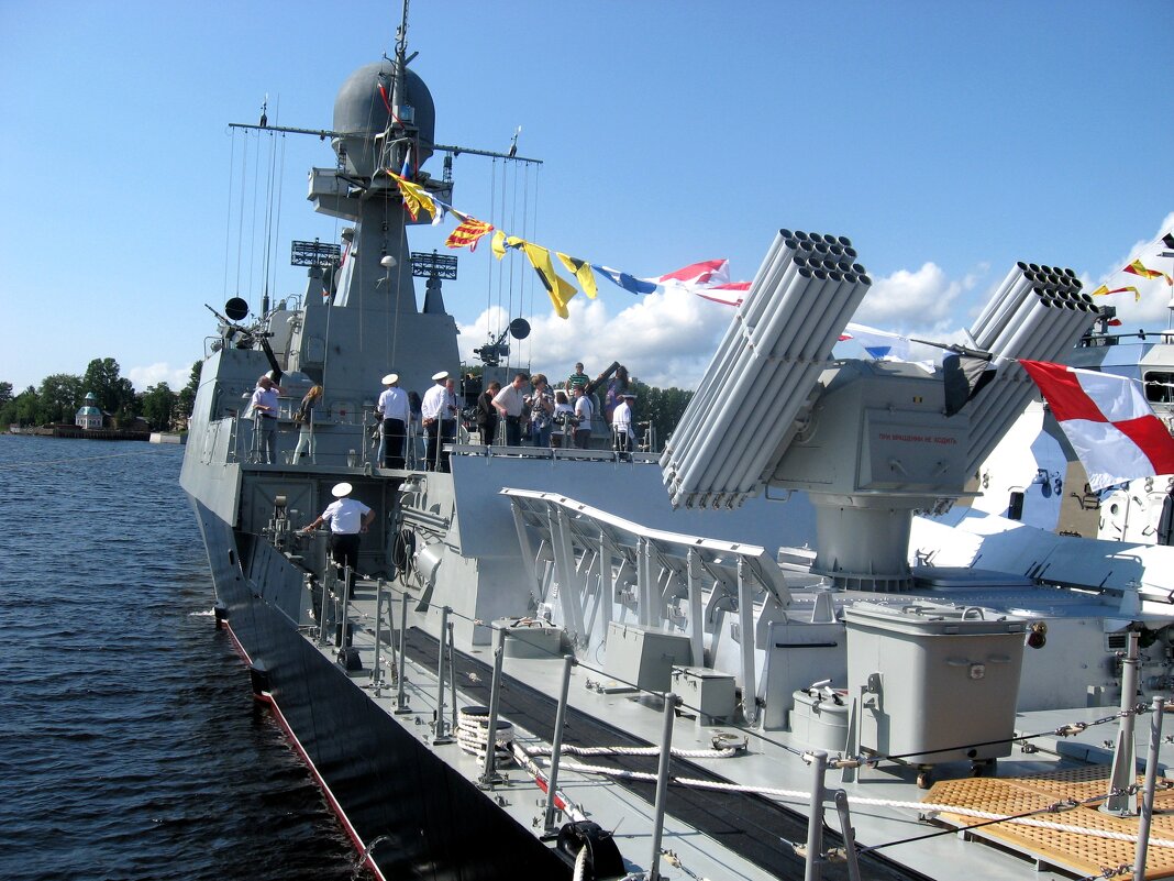 День Военно - Морского Флота - Надежда 