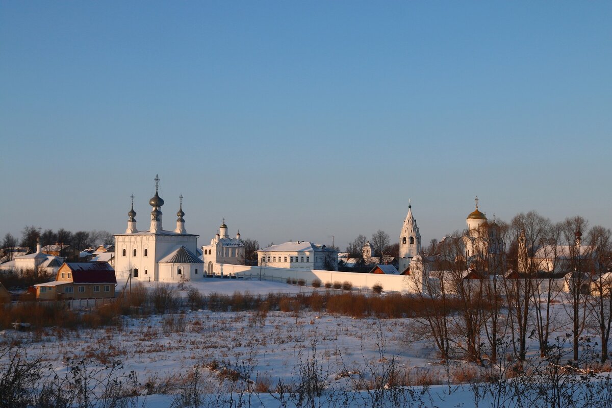 Женский монастырь - Лютый Дровосек