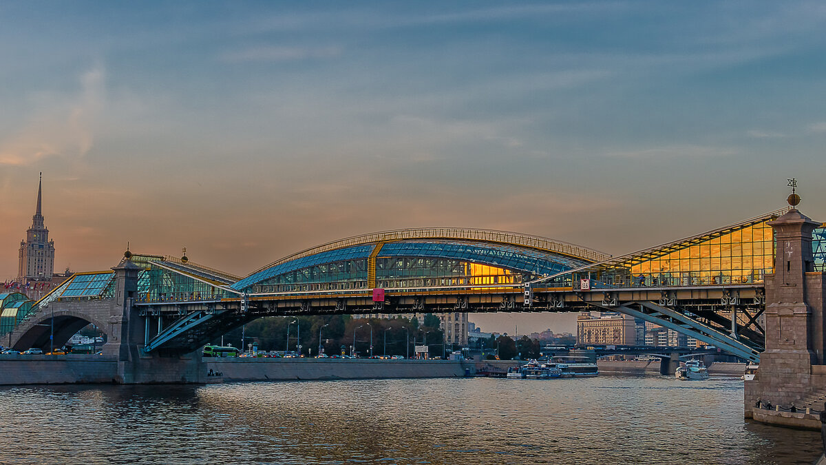 Пешеходные мосты на Москва реке - Aleksey Afonin