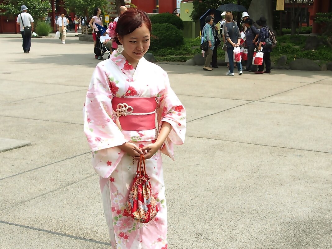 Токио Япония гостья  храма Сэнсо-дзи - wea *